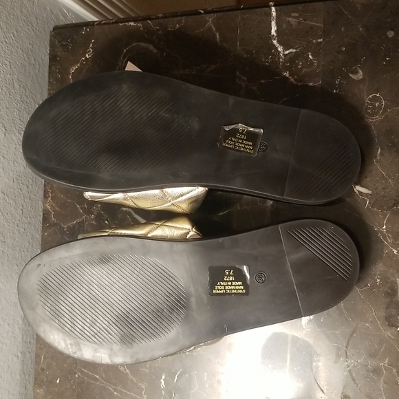 Slip slide  Gold quilted  New - Picture 3 of 3